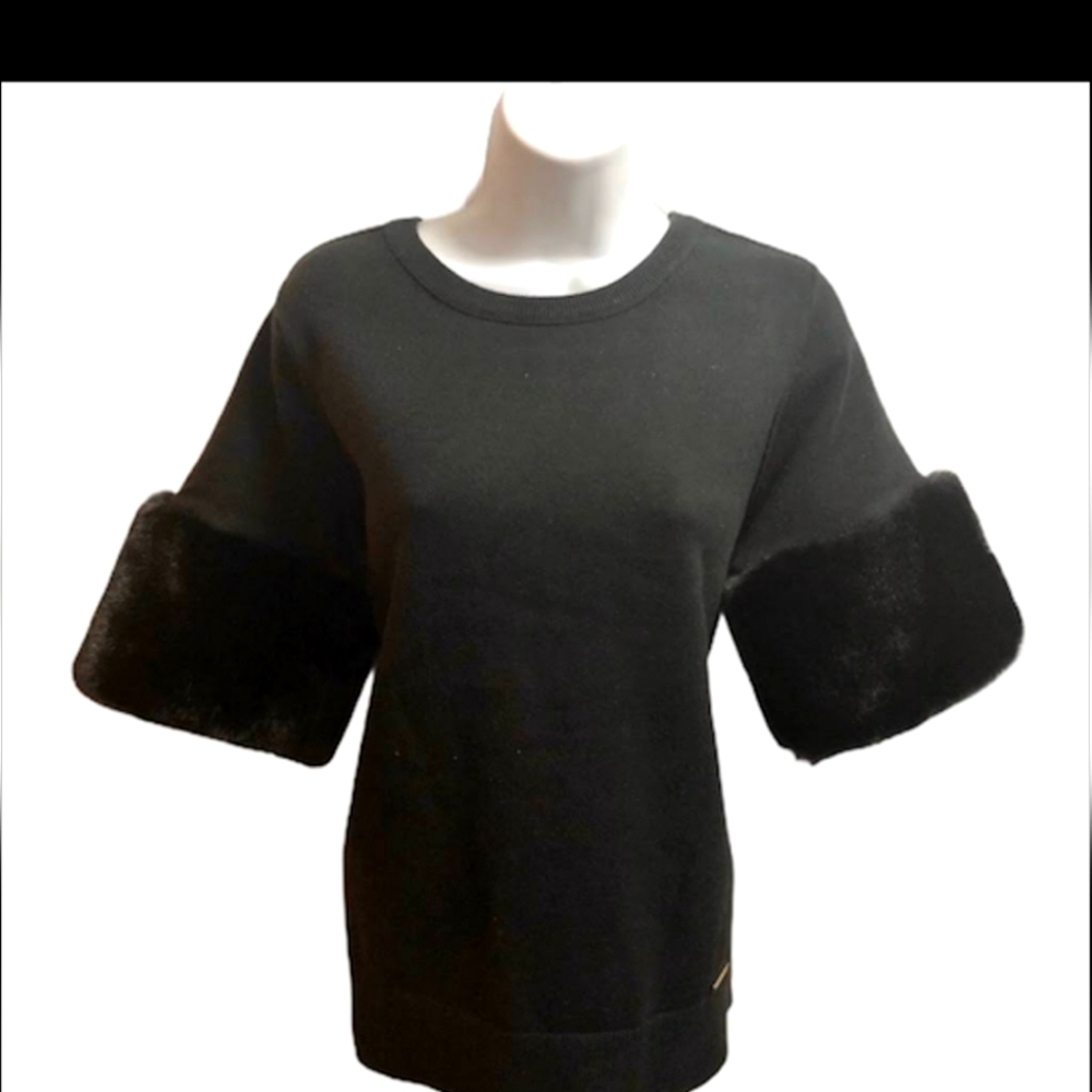 NWT Michael Kors Sweater. Size Large. Dark Grey with black Faux Fur